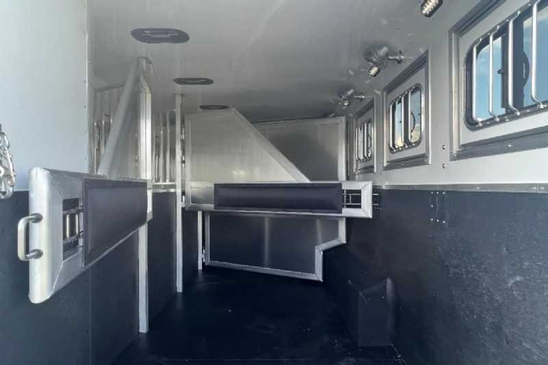2024 Lakota Charger 8411RKGLQ 4 Horse Trailer with 11′ Short Wall - Image 27