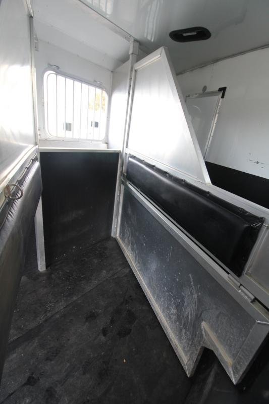 2008 Lakota 8415 w/Slide out 4 Horse Trailer - Image 27