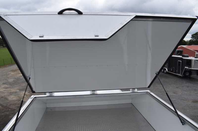 2021 Lakota BigHorn 8519TBB 5 Horse Trailer with 19′ Short Wall - Image 27