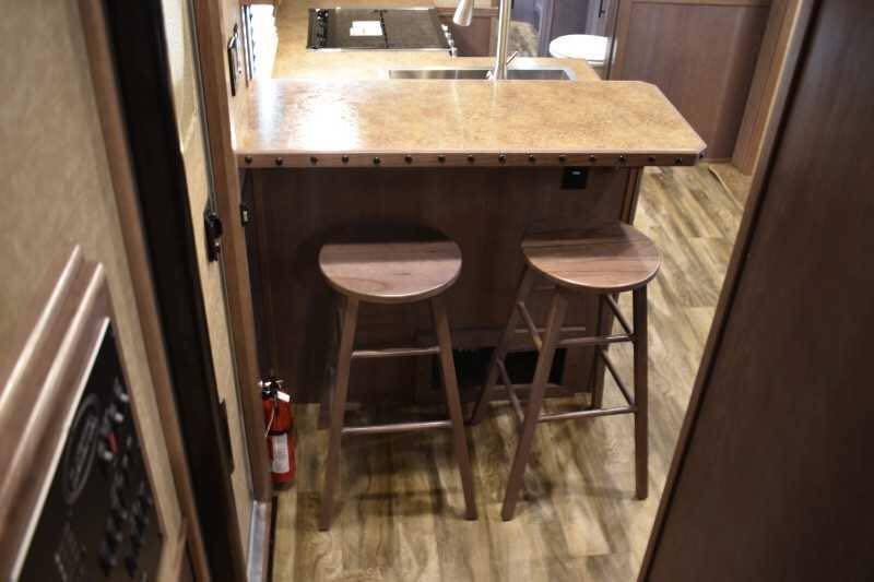 2021 Lakota BigHorn 8519TBB 5 Horse Trailer with 19′ Short Wall - Image 32