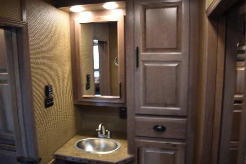 2021 Lakota BigHorn 8519TBB 5 Horse Trailer with 19′ Short Wall - Image 42
