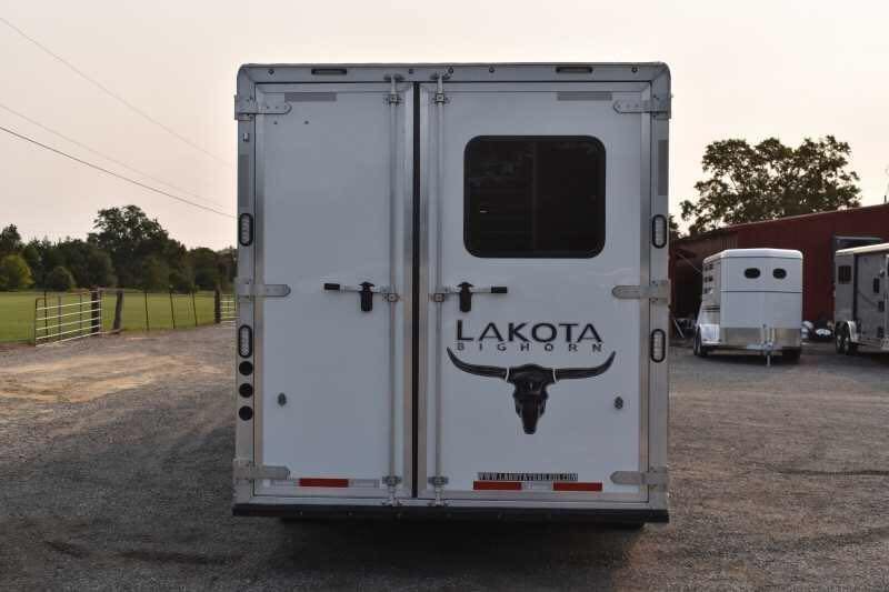 2021 Lakota BIGHORN 8316SRGLQ 3 Horse Trailer with 16′ Short Wall - Image 16