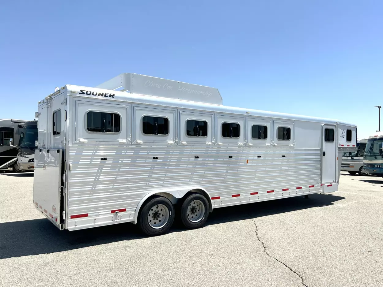 2015 Sooner 6 Horse Gooseneck - Image 12