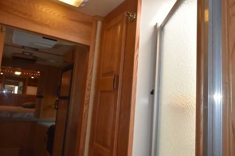 2005 Sundowner Sunlite 6LQ Horse Trailer with 11′ Short Wall 725 Grand Sierra 8612GLQ MidTack - Image 26