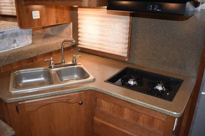 2013 Lakota 8311LQ 3-Horse Trailer With 11 ft Short Wall - Image 17