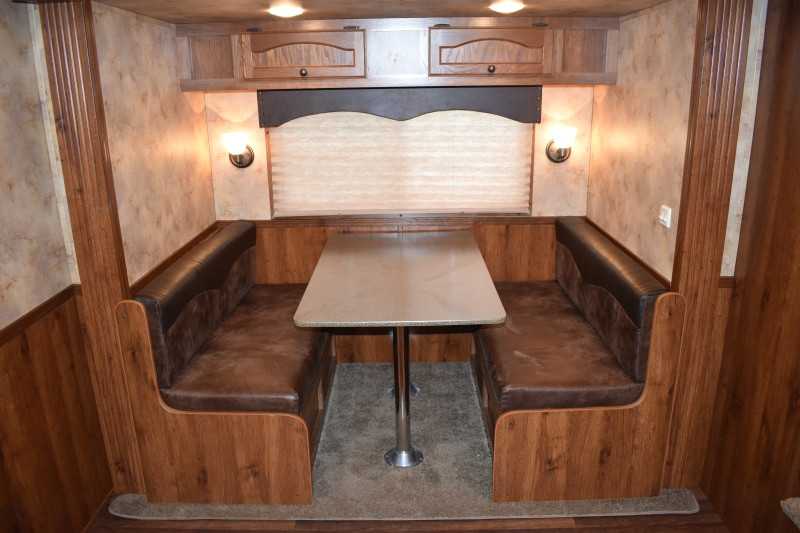 2013 Lakota 8311LQ 3-Horse Trailer With 11 ft Short Wall - Image 12