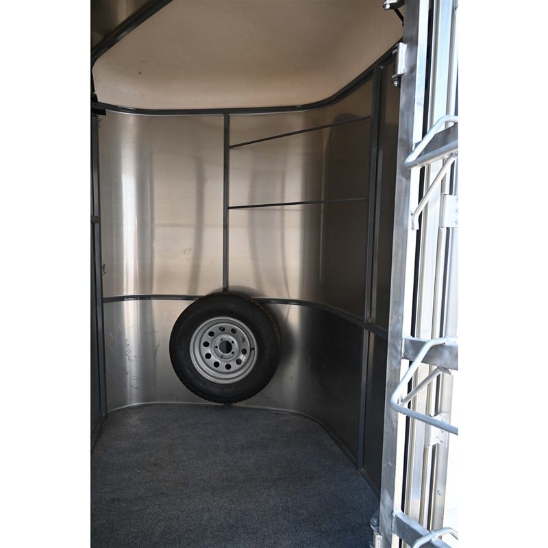 2024 Maverick 3-Horse Bumper Pull Stock Combo Trailer 3 horse bumper pull - Image 14