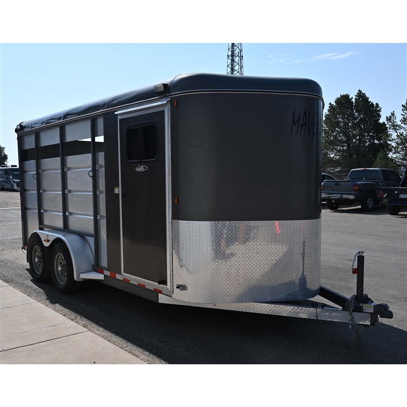2024 Maverick 3-Horse Bumper Pull Stock Combo Trailer 3 horse bumper pull - Image 9