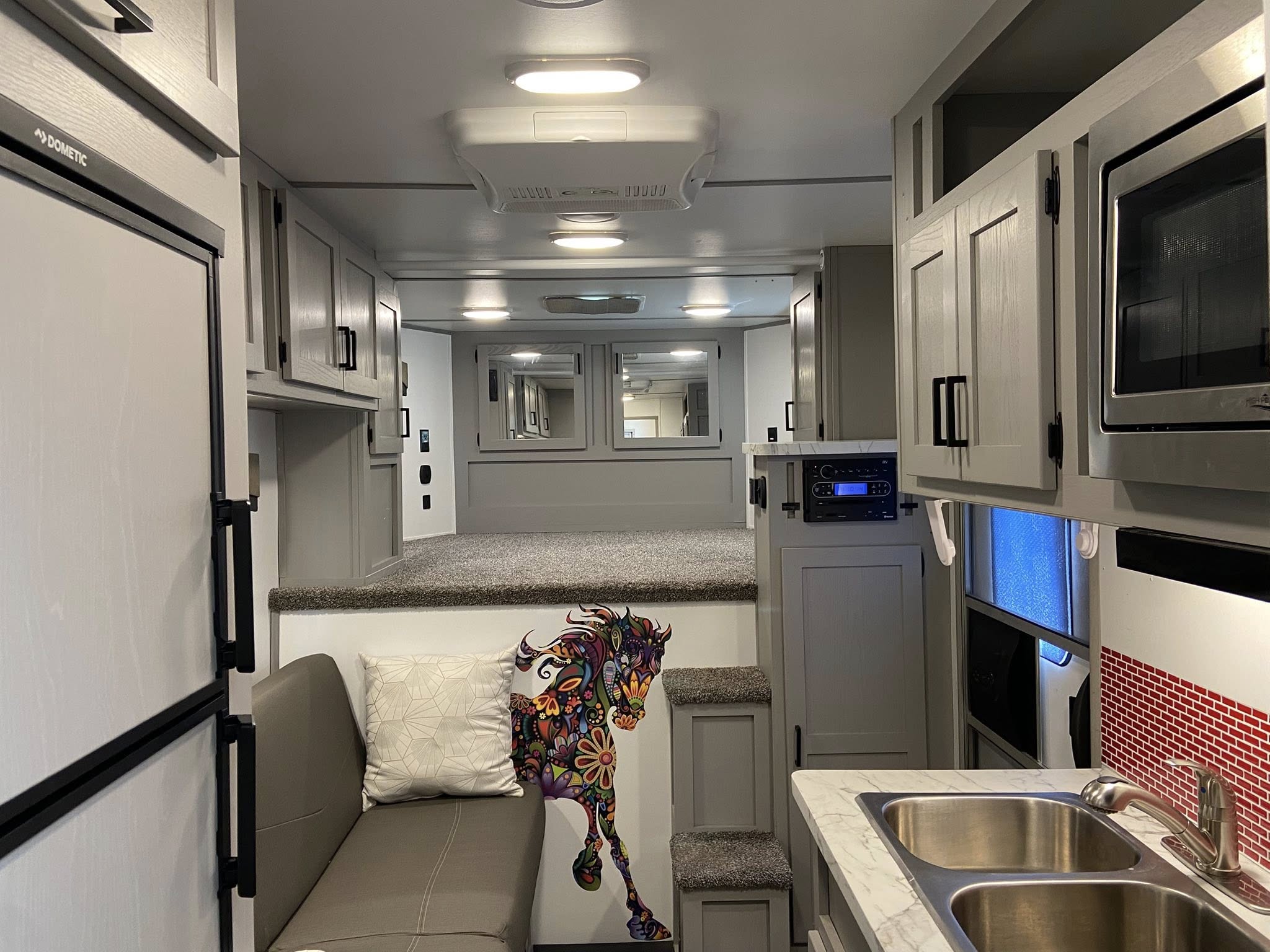 2022 Bison Silverado 3-Horse 10 ft Living Quarters Horse Trailer - Image 23