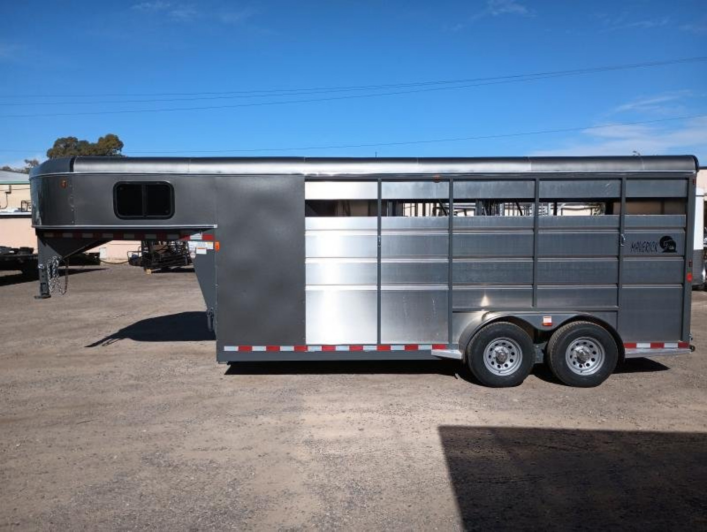 2024 Maverick 3-Horse Gooseneck Horse Trailer - Image 3