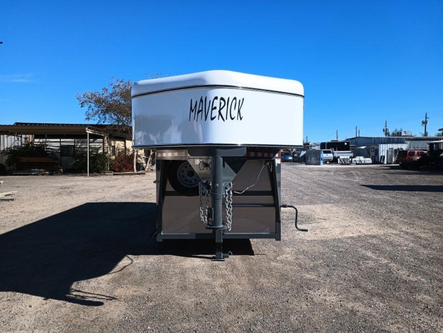 2024 Maverick 3-Horse Gooseneck Horse Trailer - Image 5