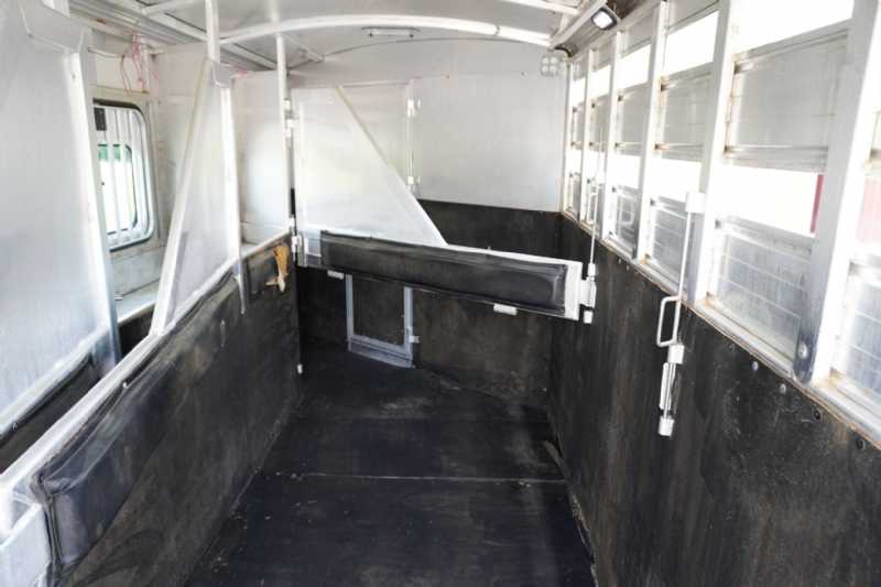 2001 Cherokee 7408LQ 4-Horse Trailer with 8 ft Short Wall - Image 7