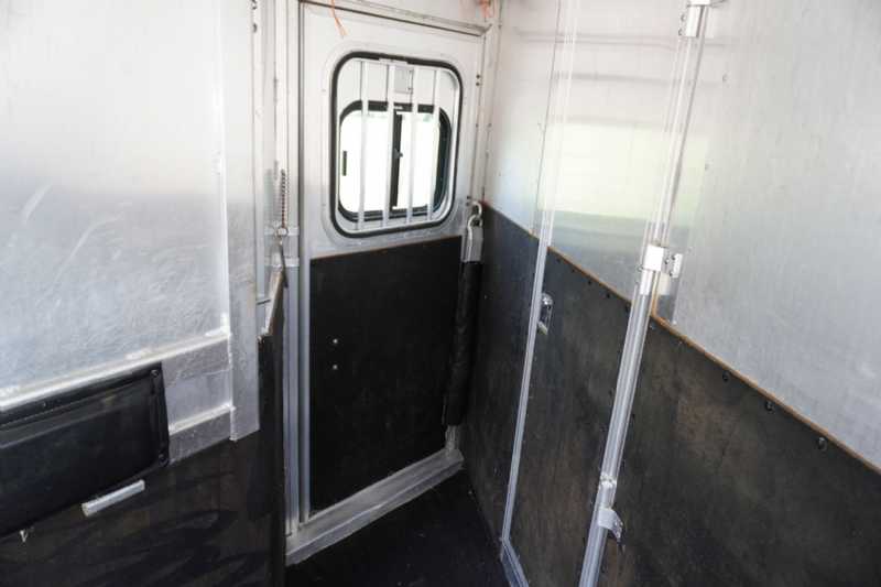 2001 Cherokee 7408LQ 4-Horse Trailer with 8 ft Short Wall - Image 13