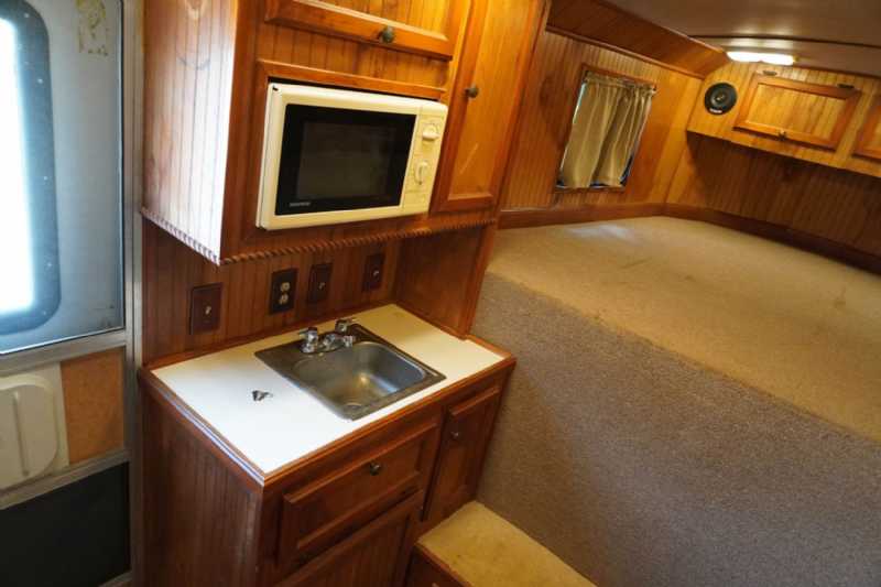 2001 Cherokee 7408LQ 4-Horse Trailer with 8 ft Short Wall - Image 18
