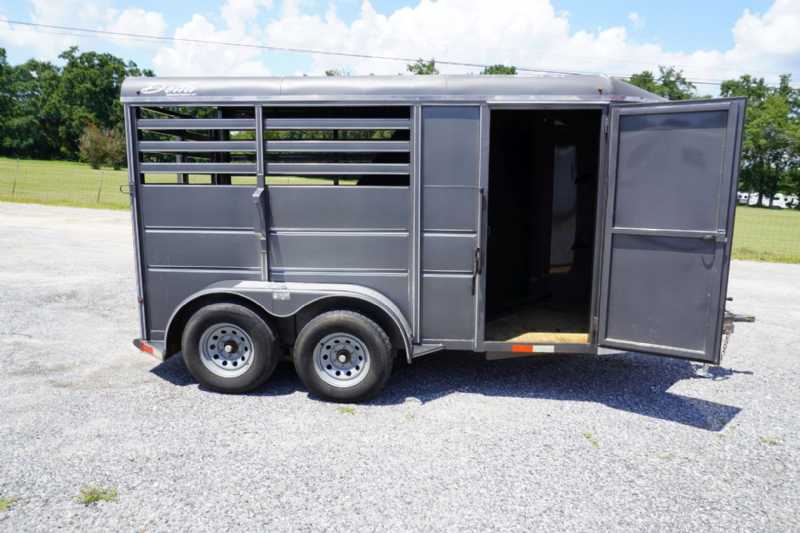2020 Delta 2HBP 2-Horse Trailer with 1 ft Short Wall - Image 4