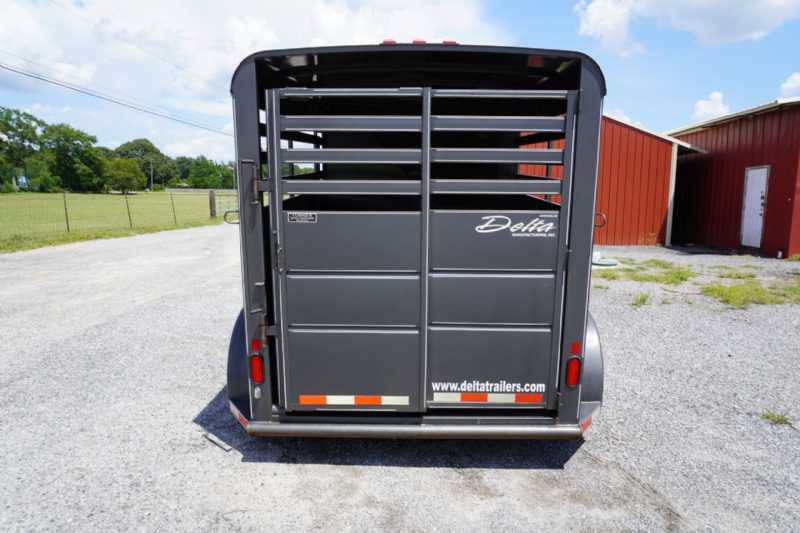 2020 Delta 2HBP 2-Horse Trailer with 1 ft Short Wall - Image 11
