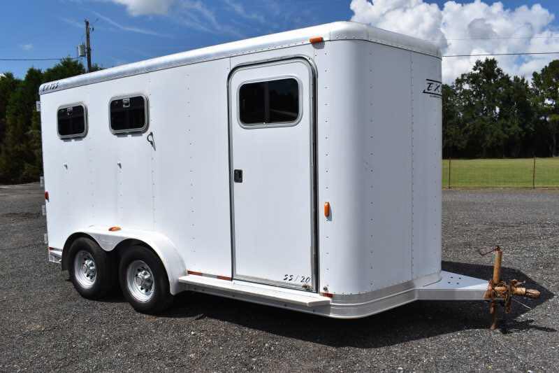 2002 Exiss SS20 2-Horse Trailer With 2 ft Short Wall - Image 2