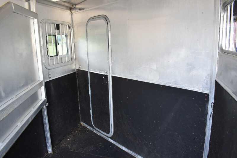 2002 Exiss SS20 2-Horse Trailer With 2 ft Short Wall - Image 4