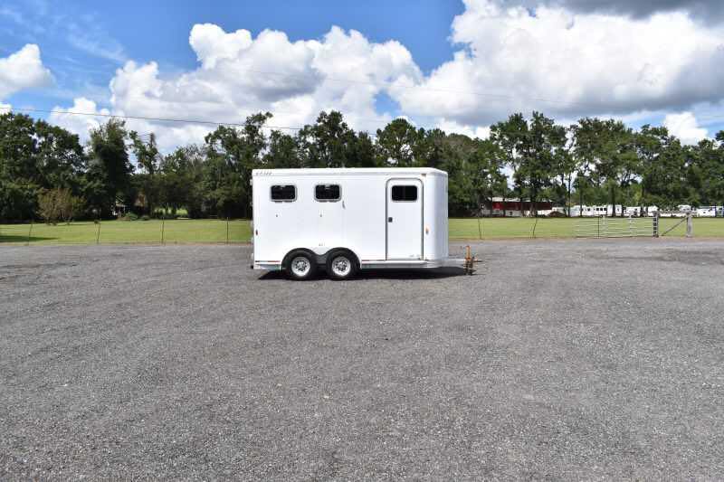 2002 Exiss SS20 2-Horse Trailer With 2 ft Short Wall - Image 11
