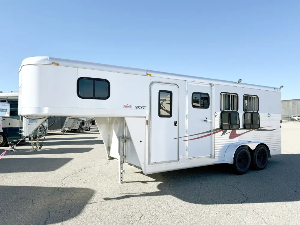 2004 Exiss Sport 3 Horse Trailer - Image 11