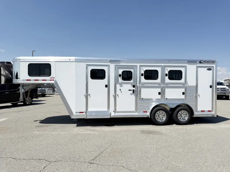 2027 Cimarron Norstar 3-Horse Gooseneck Trailer - Image 12
