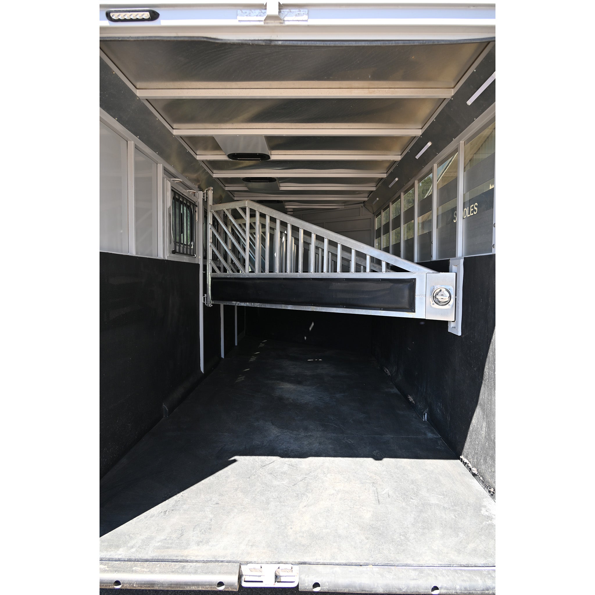 2024 Trails West Santa Fe 4-Horse Bumper Pull Horse Trailer - Image 18