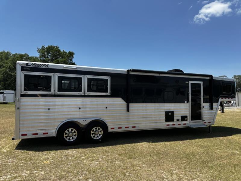 2019 Cimarron 3 Horse Slant Load Gooseneck With Living Quarters