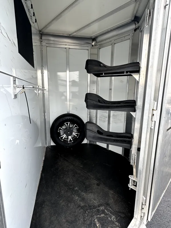 2021 Titan 2-Horse Trailer - Image 8
