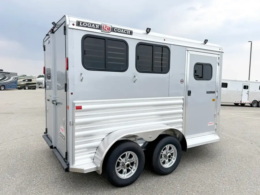 2026 Logan Coach Bullseye 2-Horse Bumper Pull Trailer - Image 3