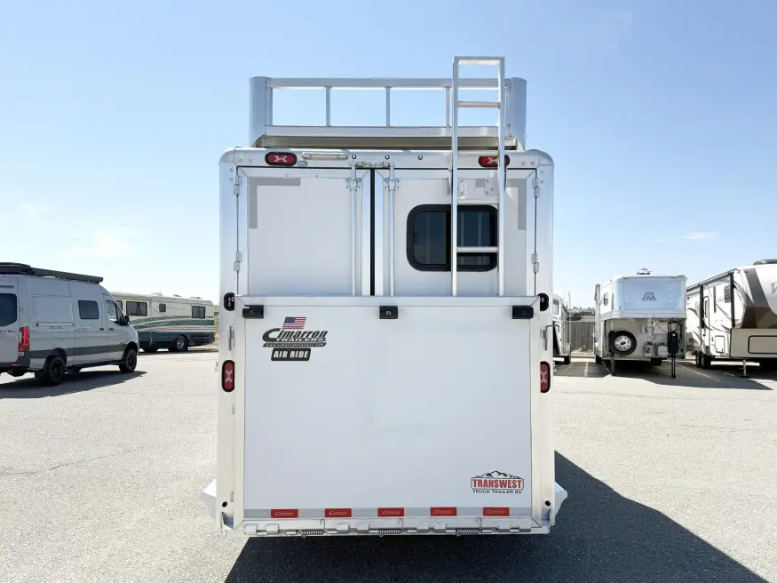 2025 Cimarron Norstar 5-Horse Gooseneck Trailer - Image 4