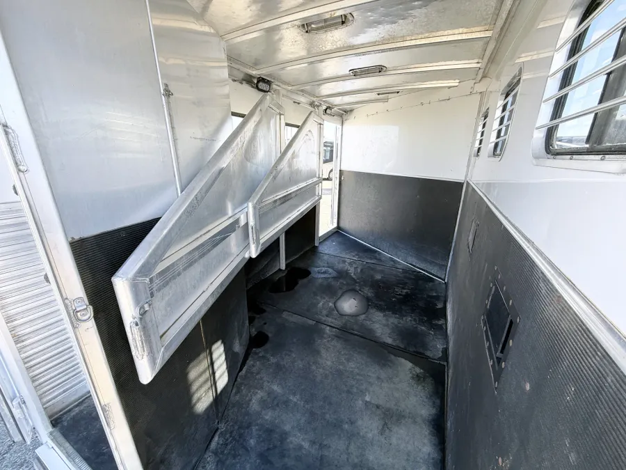 2004 Exiss Sport 3 Horse Trailer - Image 10